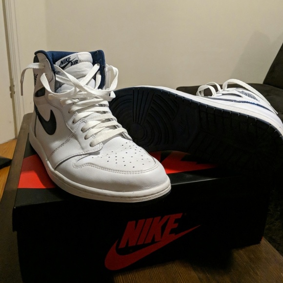 Jordan Other - Jordan 1 metallic navy blue/white